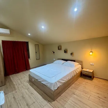 Cozy Nest Апартаменты *